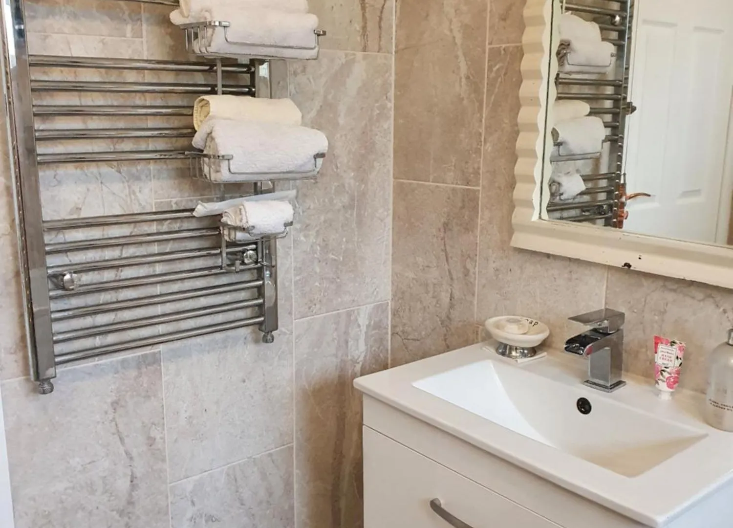 Homestay Exclusive Rooms London