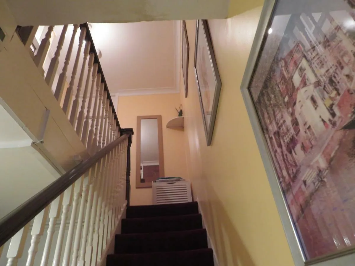 Homestay Exclusive Rooms London